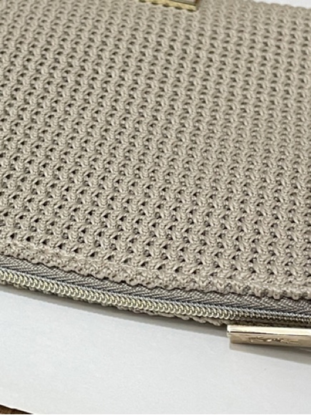 Yves Saint Laurent Beige Knit Pouch with Gold Plaque - Picture 5 of 9